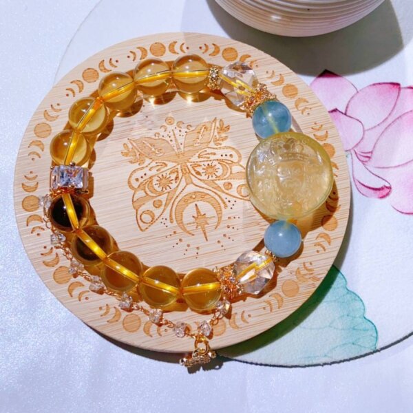 NATURAL CITRINE AND QUARTZ DESIGN BRACELET